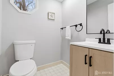 4807 Stonehedge Road, Edison, NJ 08820 - Photo 19