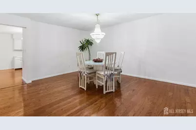 4807 Stonehedge Road, Edison, NJ 08820 - Photo 17