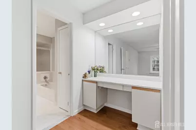 4807 Stonehedge Road, Edison, NJ 08820 - Photo 23