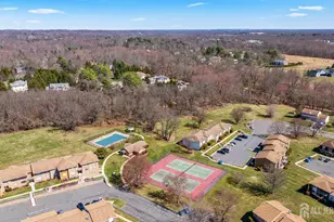 1807 Muriel Ct, South Brunswick Township, NJ 08540 - Photo 15