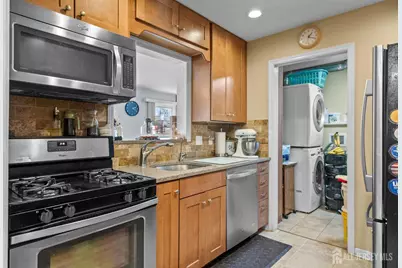 5 W Arthur Place, Iselin, NJ 08830 - Photo 21