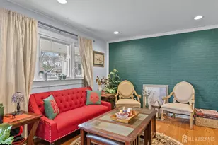 5 W Arthur Pl, Iselin, NJ 08830 - Photo 11