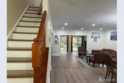 13 Albury Way, North Brunswick Township, NJ 08902 - Photo 9