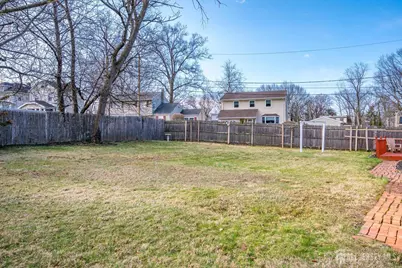 105 E. Cliff Road, Colonia, NJ 07067 - Photo 21