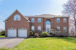 6 Lawrence Ct, Monroe Township, NJ 08831 - Photo 1