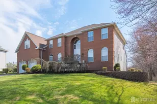 6 Lawrence Ct, Monroe Township, NJ 08831 - Photo 3