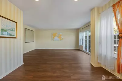 22 Fairway Boulevard, Monroe Township, NJ 08831 - Photo 9