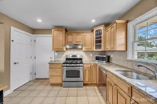 267 Tabb Ave, Piscataway Township, NJ 08854 - Photo 9