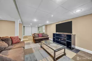 267 Tabb Ave, Piscataway Township, NJ 08854 - Photo 19