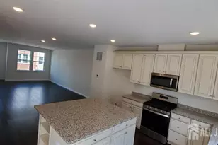 41 Audley St, North Brunswick Township, NJ 08902 - Photo 3