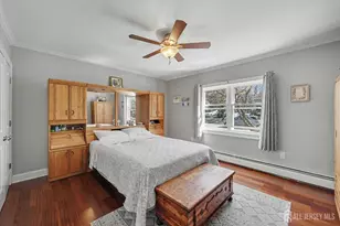 70 Oxford Rd, Colonia, NJ 07067 - Photo 19