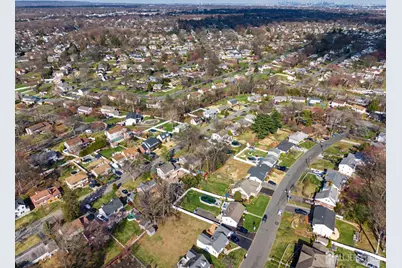 70 Oxford Road, Colonia, NJ 07067 - Photo 41