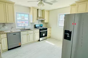 54 Bergen St, Carteret, NJ 07008 - Photo 11