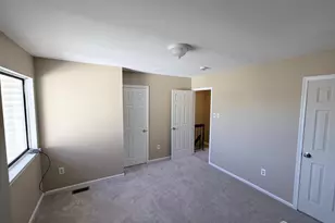 13 Chatham Ct, East Windsor Township, NJ 08520 - Photo 11