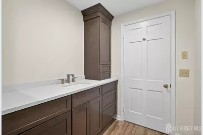 8 Sussex Way, Monroe Township, NJ 08831 - Photo 23