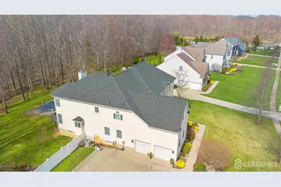 9 Stonegate Drive, Monroe Township, NJ 08831 - Photo 5