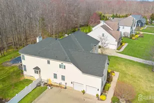 9 Stonegate Dr, Monroe Township, NJ 08831 - Photo 5