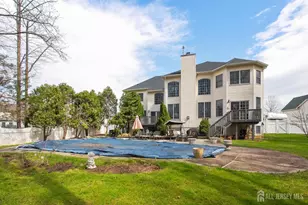 9 Stonegate Dr, Monroe Township, NJ 08831 - Photo 7