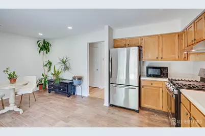 5 Heritage Square, Sayreville, NJ 08872 - Photo 17