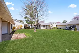 701 Croydon Rd, Monroe Township, NJ 08831 - Photo 31