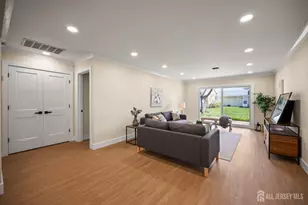 701 Croydon Rd, Monroe Township, NJ 08831 - Photo 13