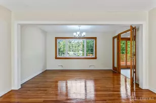 9 Denise Ave, East Brunswick Township, NJ 08850 - Photo 9