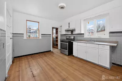 187 Joyce Kilmer Avenue, New Brunswick, NJ 08901 - Photo 9