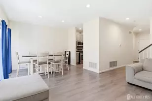 55 Woods Edge Ct, Sayreville, NJ 08859 - Photo 5