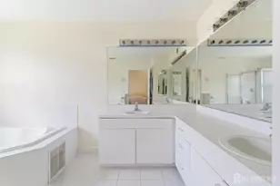 55 Woods Edge Ct, Sayreville, NJ 08859 - Photo 15