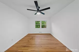 29 Piccadilly Circus, Sayreville, NJ 08872 - Photo 13