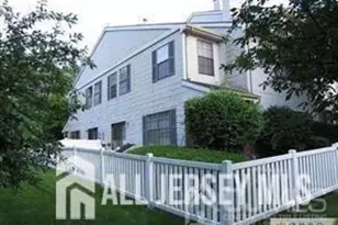 4 Covington Ct, East Brunswick Township, NJ 08816 - Photo 3