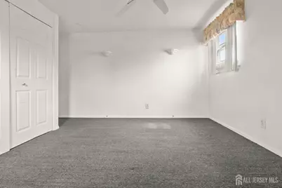 838 Florida Grove Road, Perth Amboy, NJ 08861 - Photo 9