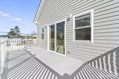 111 Daniel Street, Carteret, NJ 07008 - Photo 21