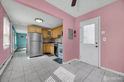 17 Hillcrest Avenue, Edison, NJ 08817 - Photo 7