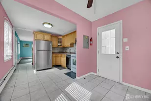 17 Hillcrest Ave, Edison, NJ 08817 - Photo 7