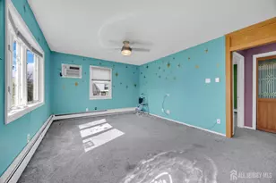 17 Hillcrest Ave, Edison, NJ 08817 - Photo 5