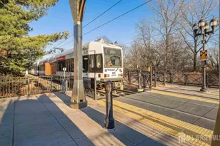 20 Van Nostrand Ave, Jersey City, NJ 07305 - Photo 27