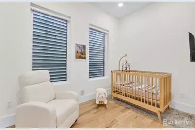 20 Van Nostrand Avenue #1, Jersey City, NJ 07305 - Photo 9