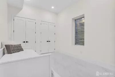 20 Van Nostrand Avenue #1, Jersey City, NJ 07305 - Photo 15