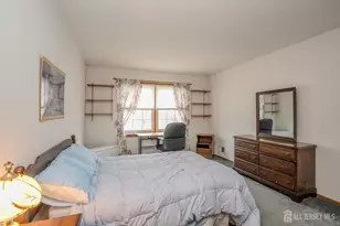 15 Lynn Ct, North Brunswick Township, NJ 08902 - Photo 35