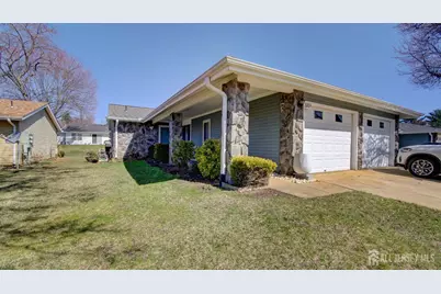 371-A Duranta Plaza, Monroe Township, NJ 08831 - Photo 1