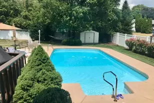 15 Delaware Dr, East Brunswick Township, NJ 08816 - Photo 9