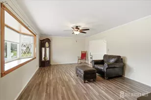 12 Holmes Ave, Monroe Township, NJ 08831 - Photo 5