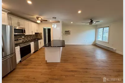 11 Pinecluster Circle #F, Manalapan Township, NJ 07726 - Photo 5