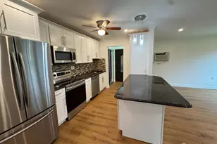 11 Pine Cluster Cir, Manalapan Township, NJ 07726 - Photo 7