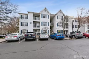 1634 Waterford Dr E, Edison, NJ 08820 - Photo 29