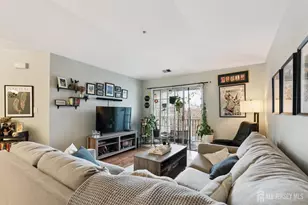 1634 Waterford Dr E, Edison, NJ 08820 - Photo 5