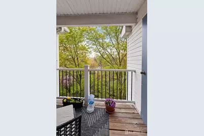 1634 Waterford Drive E, Edison, NJ 08820 - Photo 11