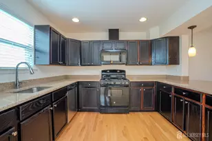 10 Alerica Ln, Franklin Township, NJ 08873 - Photo 11