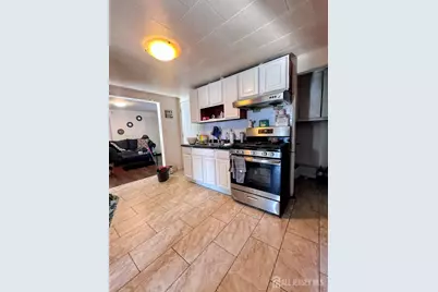 136 Broad Street, Perth Amboy, NJ 08861 - Photo 5